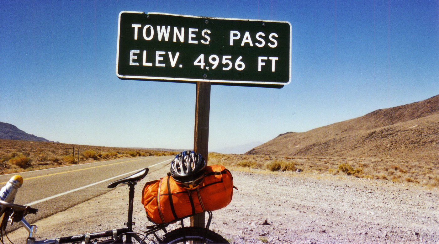 Townes-Pass-Death-Valley
