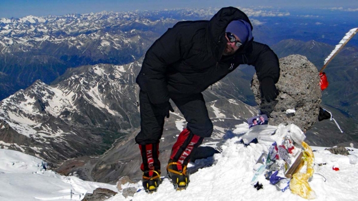 Elbrus-Summit-5642m